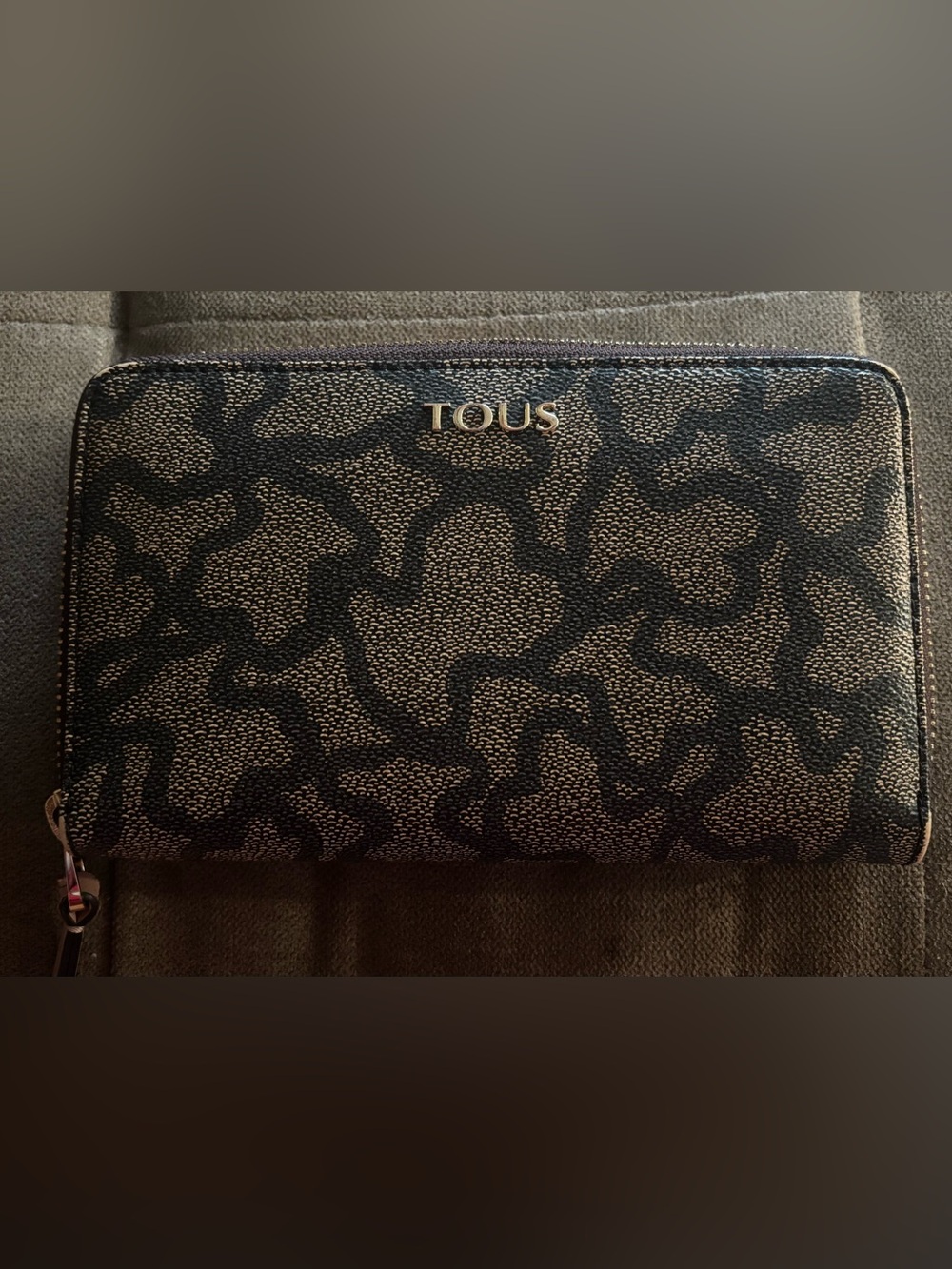 Tous Tan Bi-Fold Leather Wallet with Logo